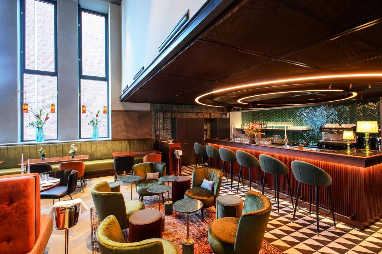 Das James Flensburg Eksteriør bilde The bar at the 2019 edition of the London Design Festival