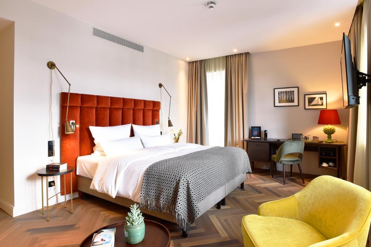 Das James Flensburg Eksteriør bilde Deluxe room