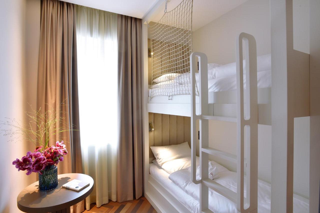 Das James Flensburg Eksteriør bilde A room at the hotel