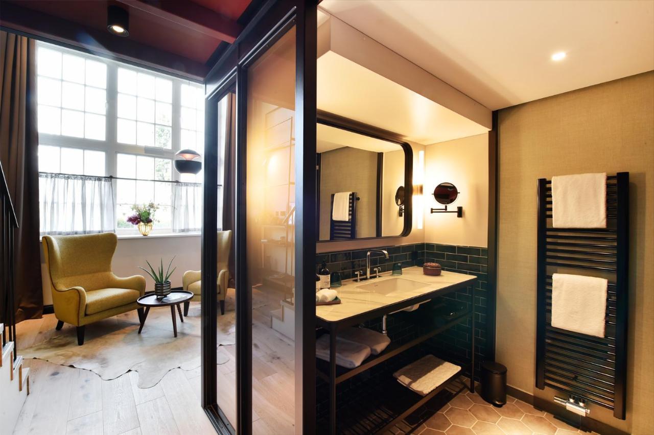 Das James Flensburg Eksteriør bilde Bathroom